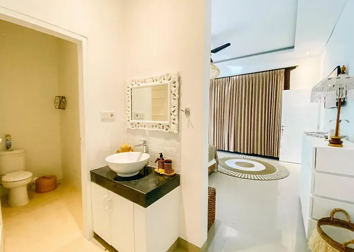 Cantik Legian (Bali)